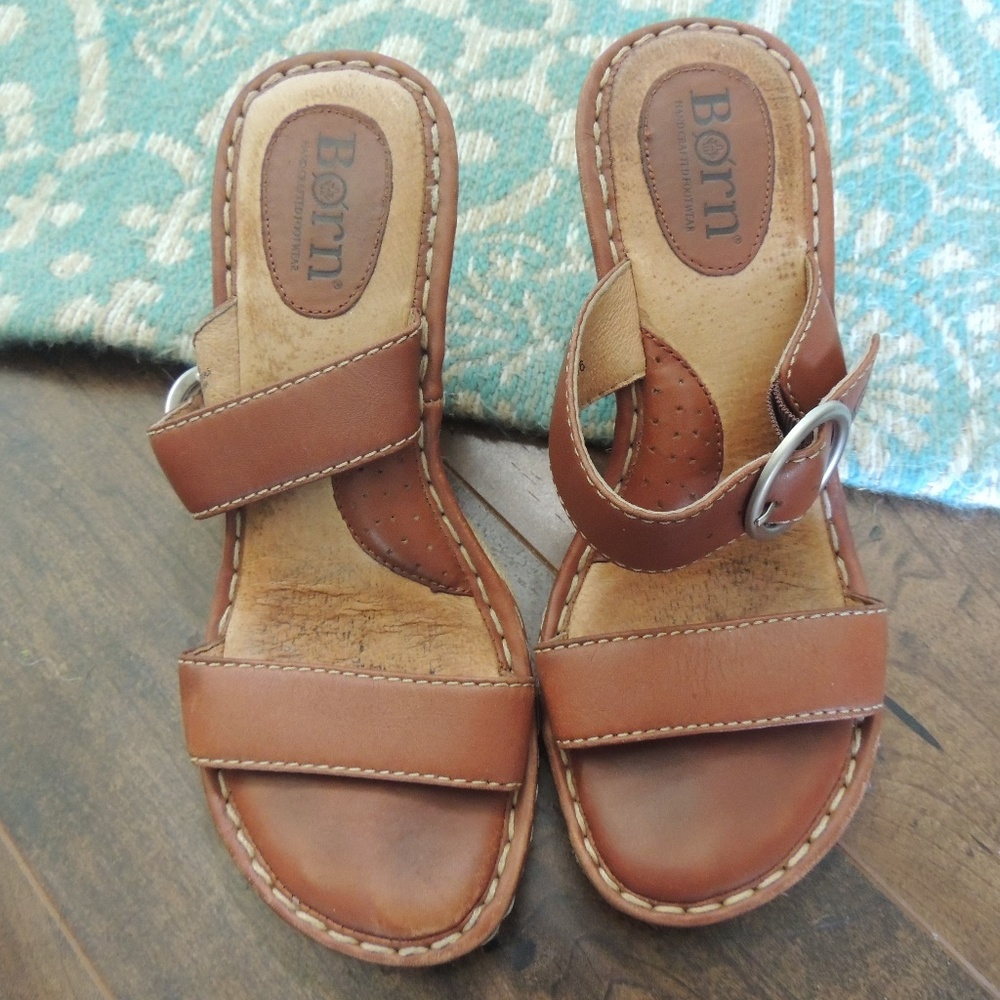 Born wedge sandals